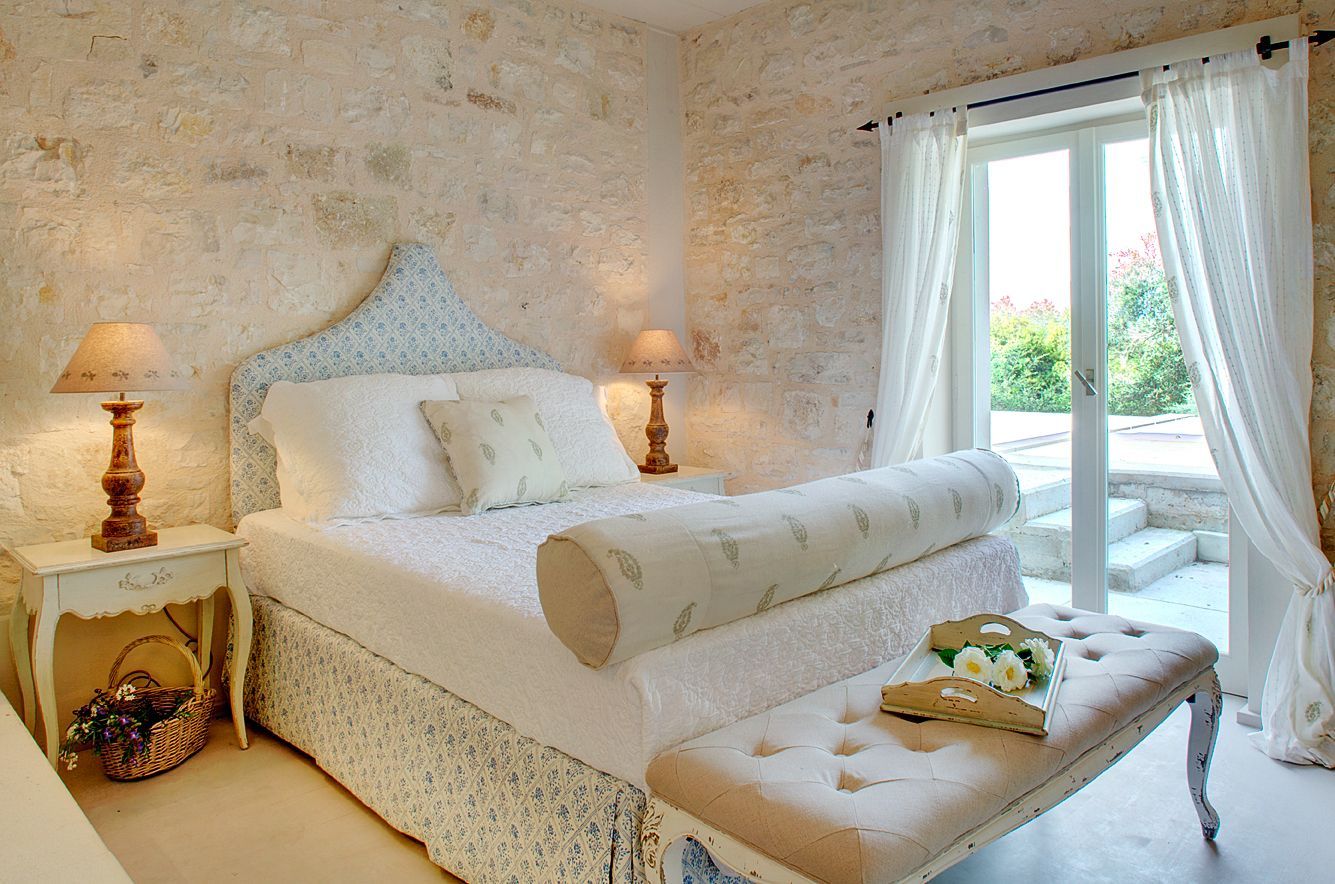 Creatice Greek Style Bedroom 