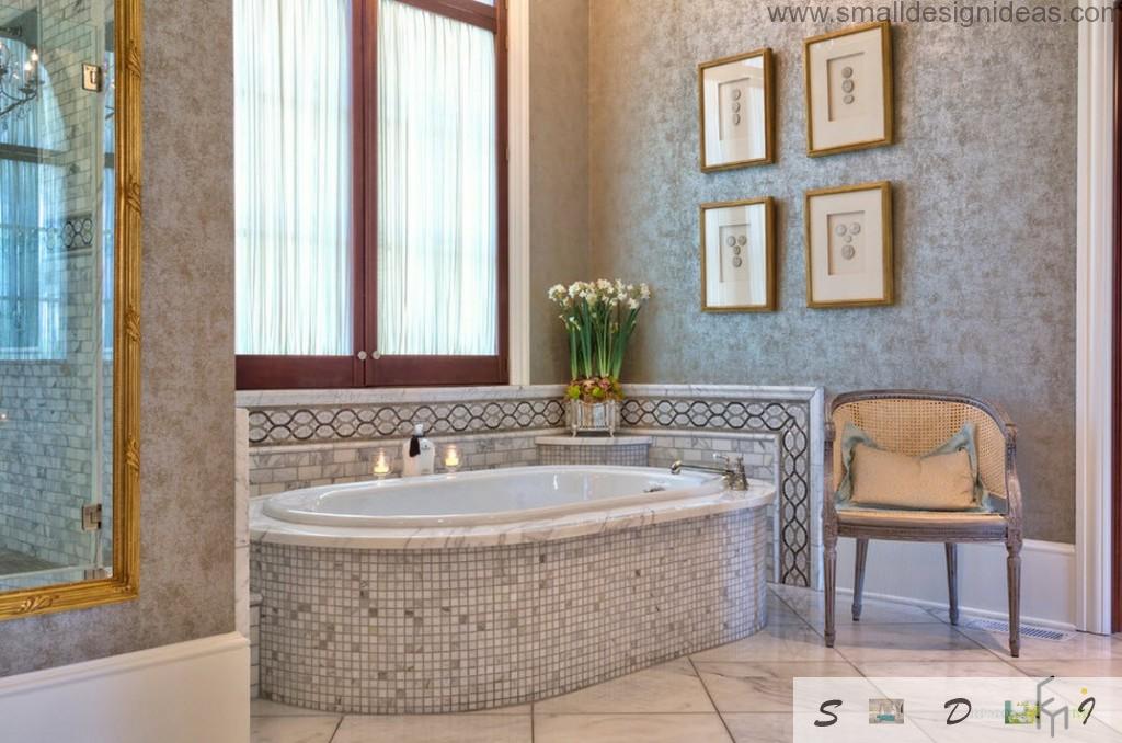 Mosaic tile as a classic interior decorative element in the bathroom