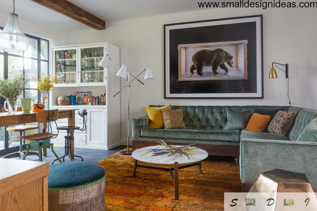 Picture with bear in the modern living room