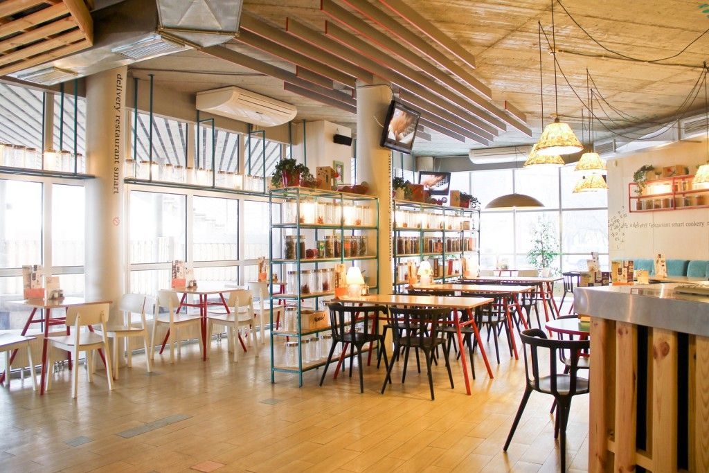 Eclectic Interior Design Style in the restaurant