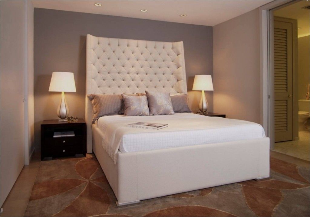 130 Square Feet Bedroom Interior Decoration. soft headboard