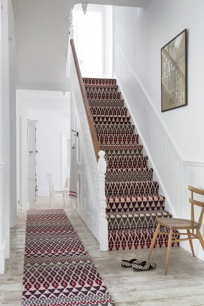 Rugs, Carpet, Carpeting Interior Design Ideas. Staircase in a white interior with painted carpet