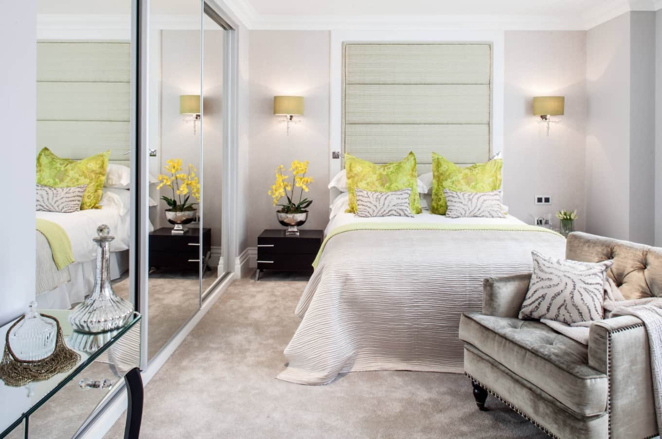 Rugs, Carpet, Carpeting Interior Design Ideas. Casual modern designed bedroom with mirror glass dorr wardrobe and soft headboard
