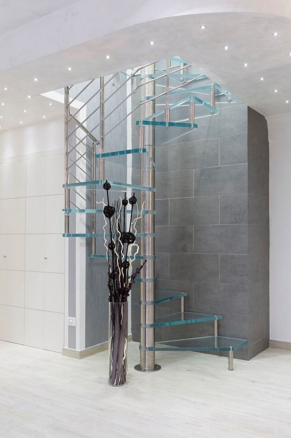 Modern Interior Staircase Materials Photo. Glass staircase is mysterious and attractive at the same time