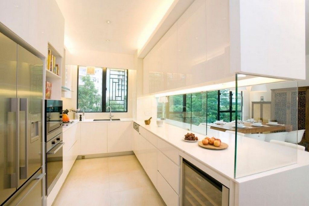 Kitchen with cabinet-dividers of the room