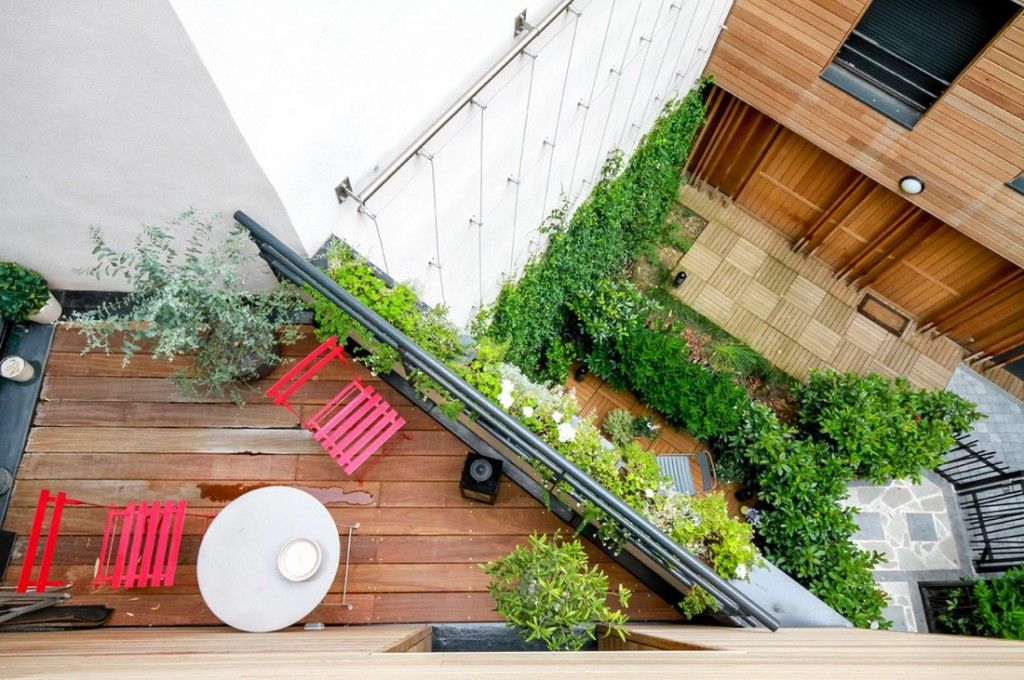 Plant Terrace Landscape Decoration Methods. Paris apartment from the top