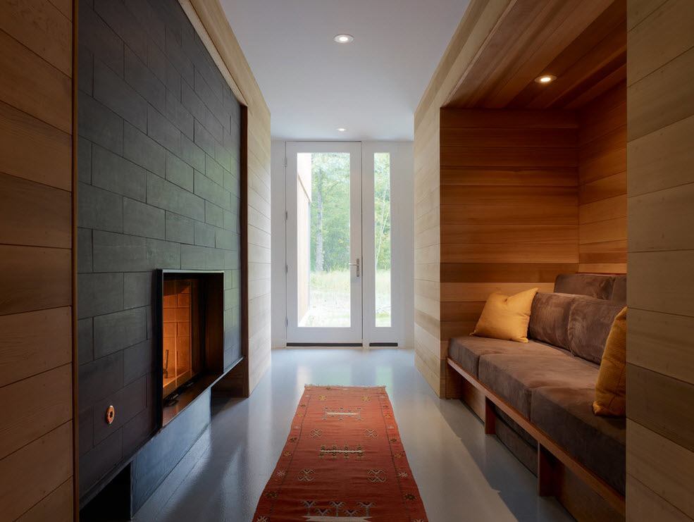 Wide passways of the private houses are very suitable for natural materials