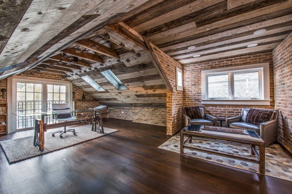 Top Ceiling Beams Design Photo Ideas. Totally wooden rural house