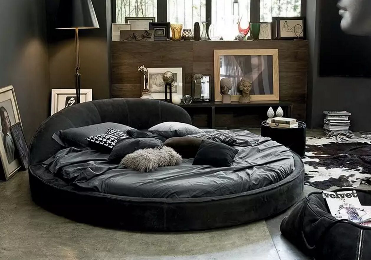 Circle Bed of Unique Bedroom Interior Design. Black vintage and chic mix in the tight room