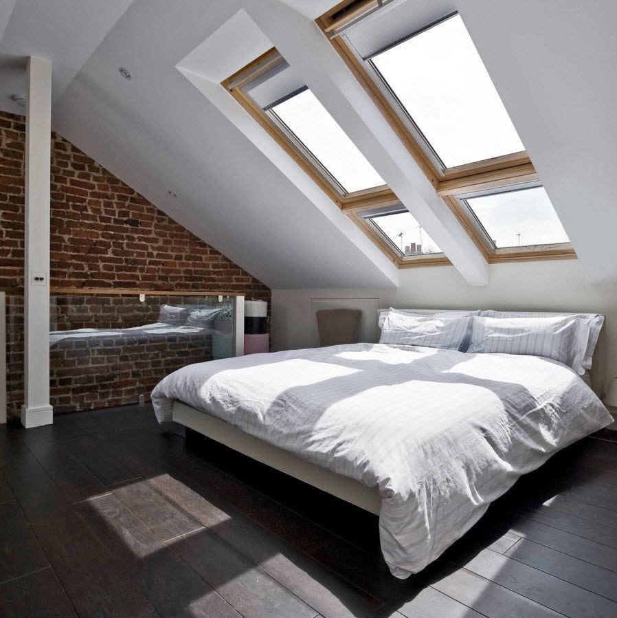 Loft Style Bedroom Design at the Attic. Double skylight construcion