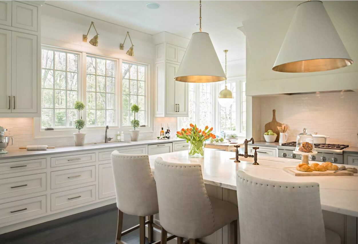 Kitchen Pendant Lighting Possible Design Types with Photos. Complex lighting scheme for the private house's premise