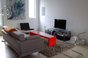 100+ Small Studio Apartment Design Ideas & Real-life Projects Photogallery. Red plastic coffee table