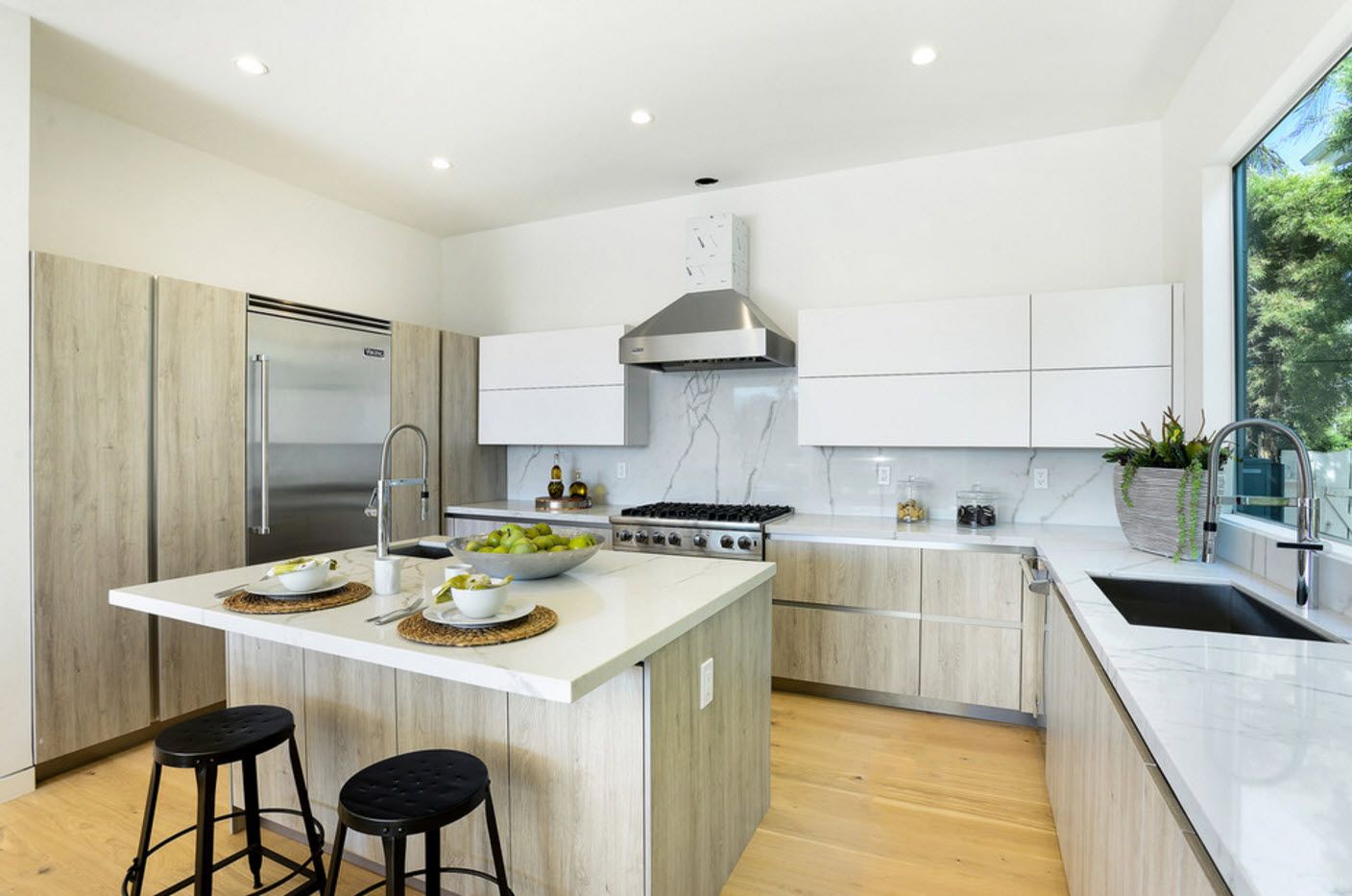 140 square feet kitchen modern design ideas & layout types