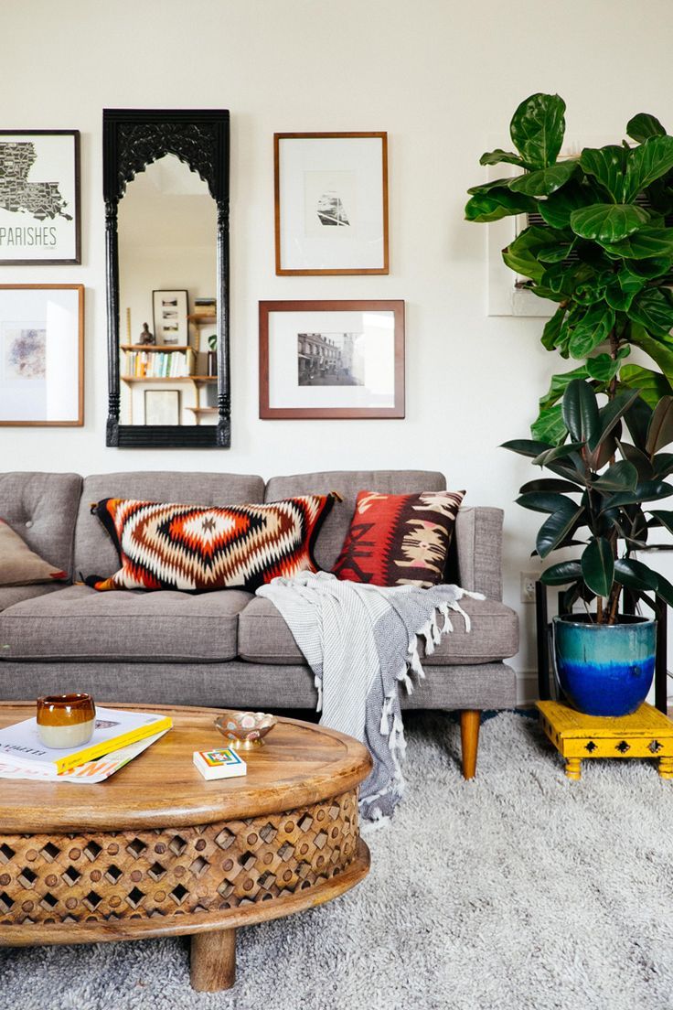 Eco, vintage and boho mix of decoration odeas in the living room's interior