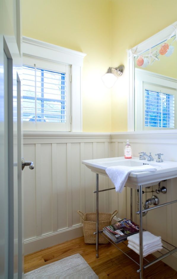 Bathroom with Wainscoting Design Ideas Small Design Ideas Bathroom with Wainscoting Design Ideas Small Design Ideas