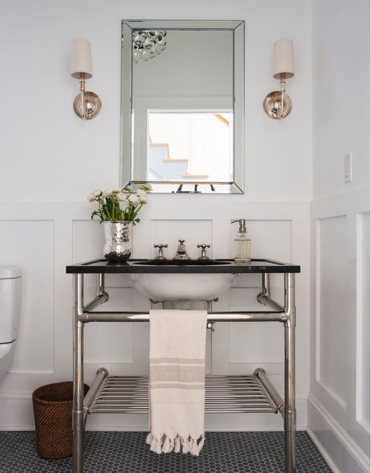 Bathroom with Wainscoting Design Ideas Small Design Ideas Bathroom with Wainscoting Design Ideas Small Design Ideas