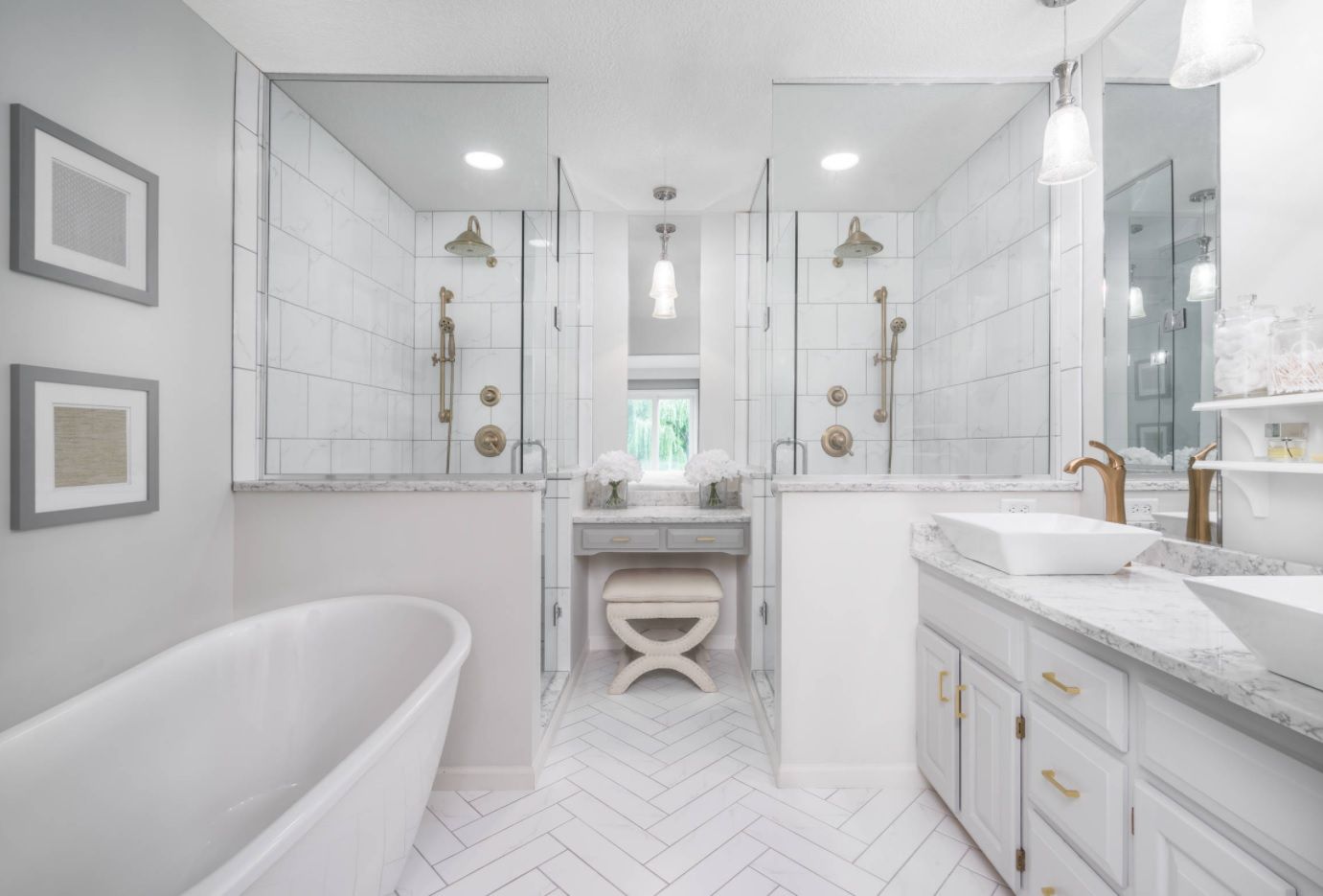 Jack and Jill Bathroom Interior Design Ideas - Small ...
