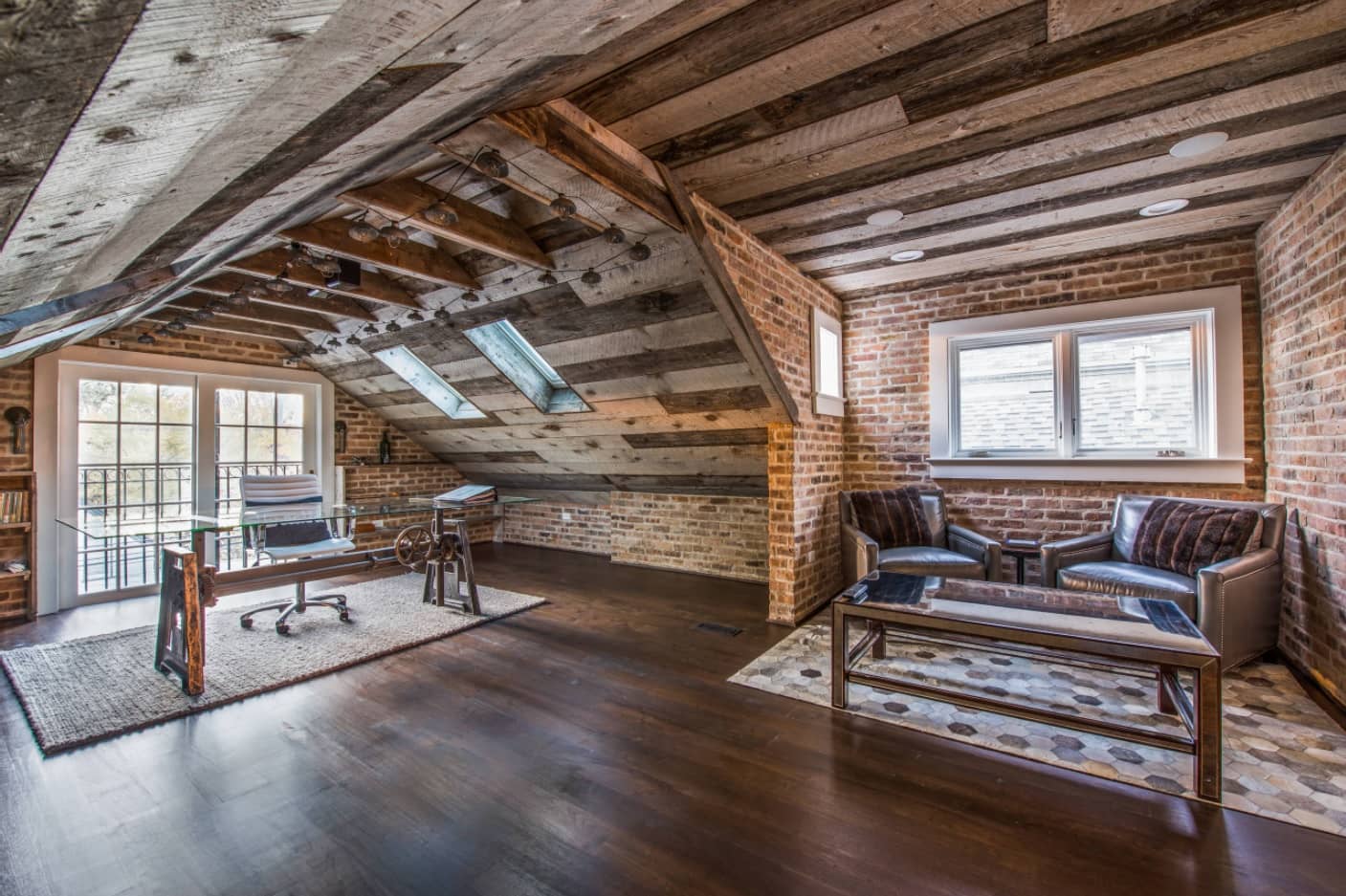 Large loft space at the attic with unusual decoration