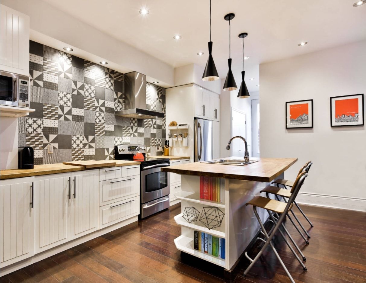 Monochromatic tile for the modern kitchen's interior