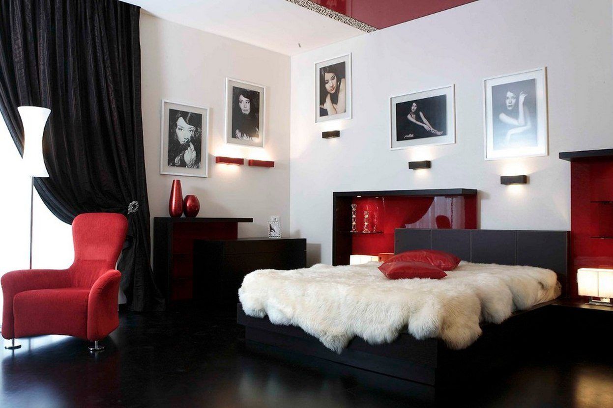 Black floor for contrasting bedroom with red strokes