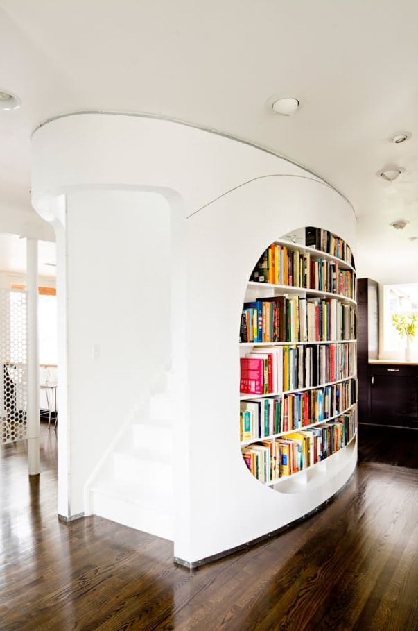 Exquisite interior partition with bookshelf