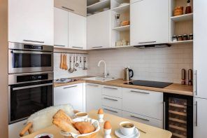 90 Square Feet Kitchen Interior Design Ideas & Examples. Nice combination of cabinets and open shelves