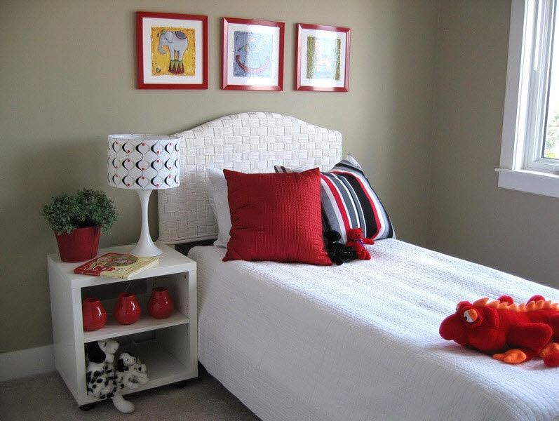 Color Therapy for Children's Room: Why Need Proper Color Combination? Tender girlish styled room with red blotches and gray wall