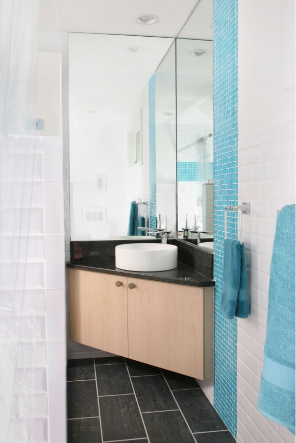 5 Key  Tips for Remodeling a Small Bathroom  Small Design 