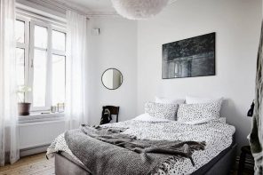 Nordic Interior Design Examples in Real Homes Photos. White color as the symbol of Scandi decoration along with tulle and upholstery