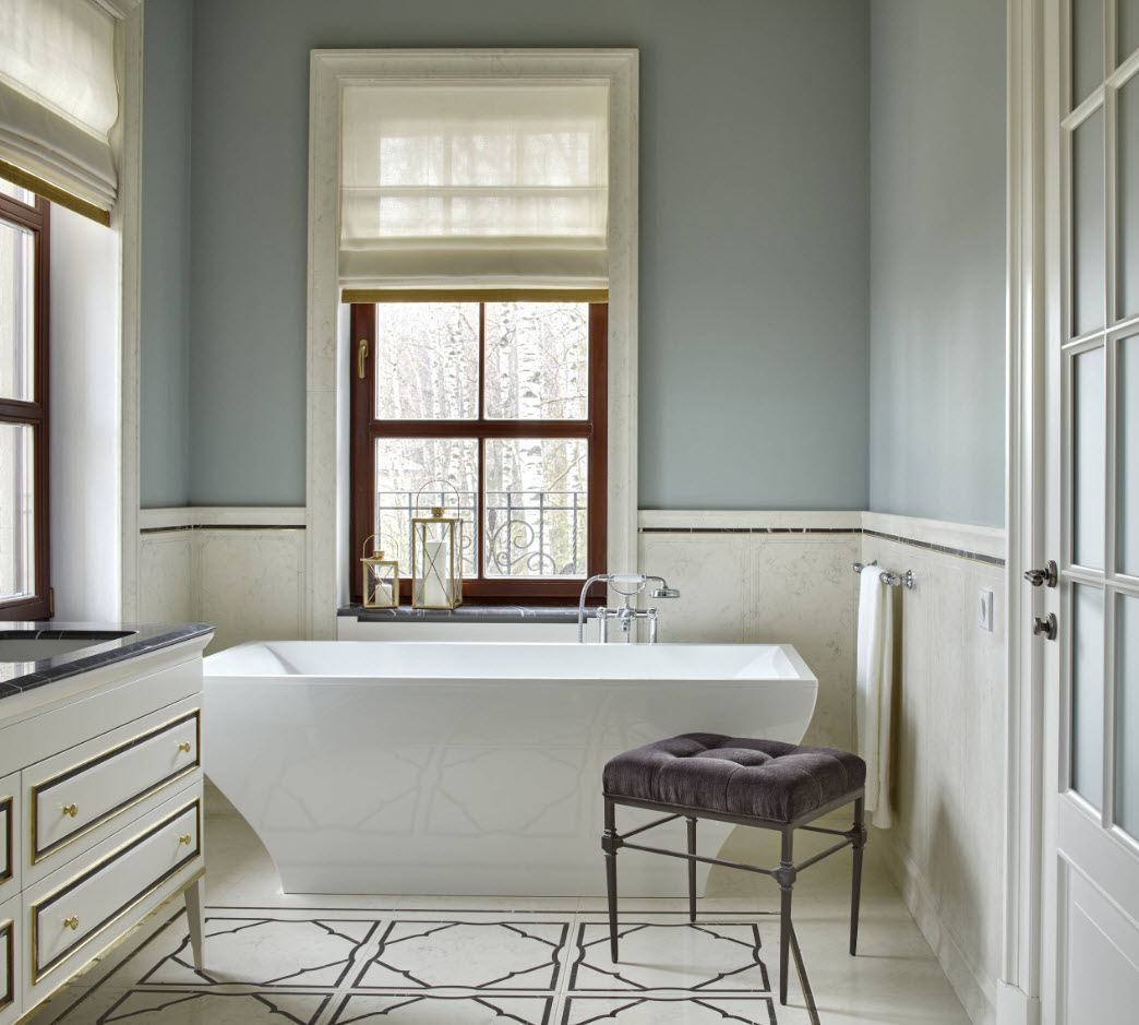 Bathroom Wall Finishing Materials Overview. Classic design with two colors in the room (white and blue)