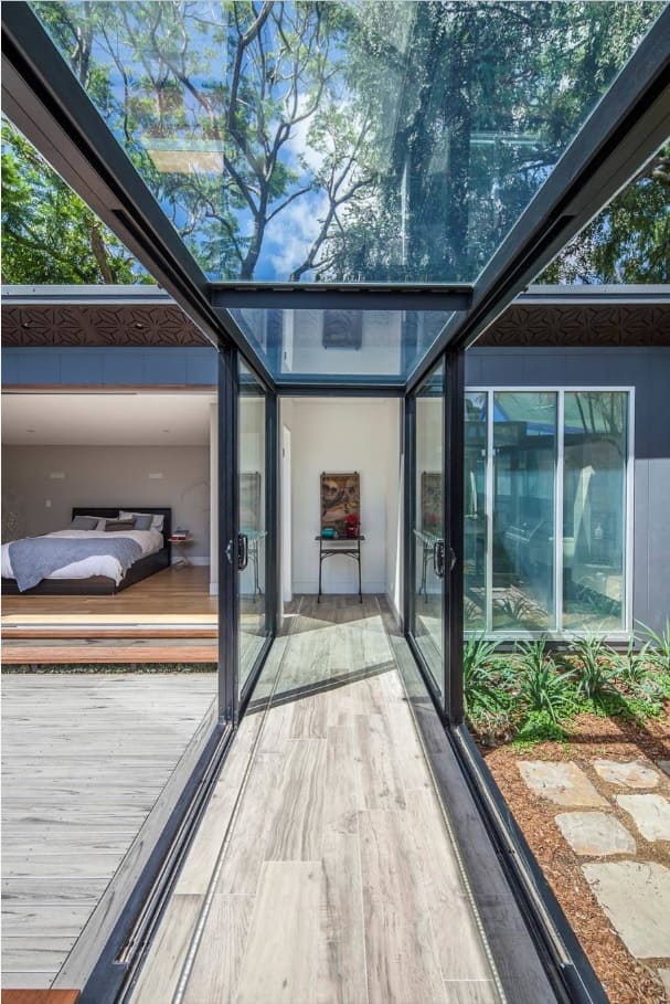 Sliding Glass Doors And Glass Wall Panels In Modern