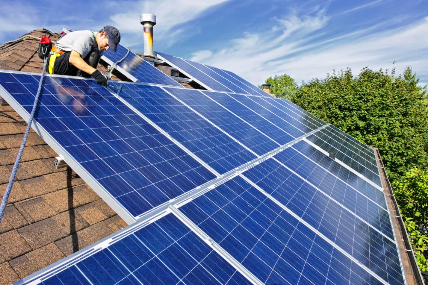 Want Solar Panels? 8 Ways to Find the Best Solar Installer for You. Installing the solar panels