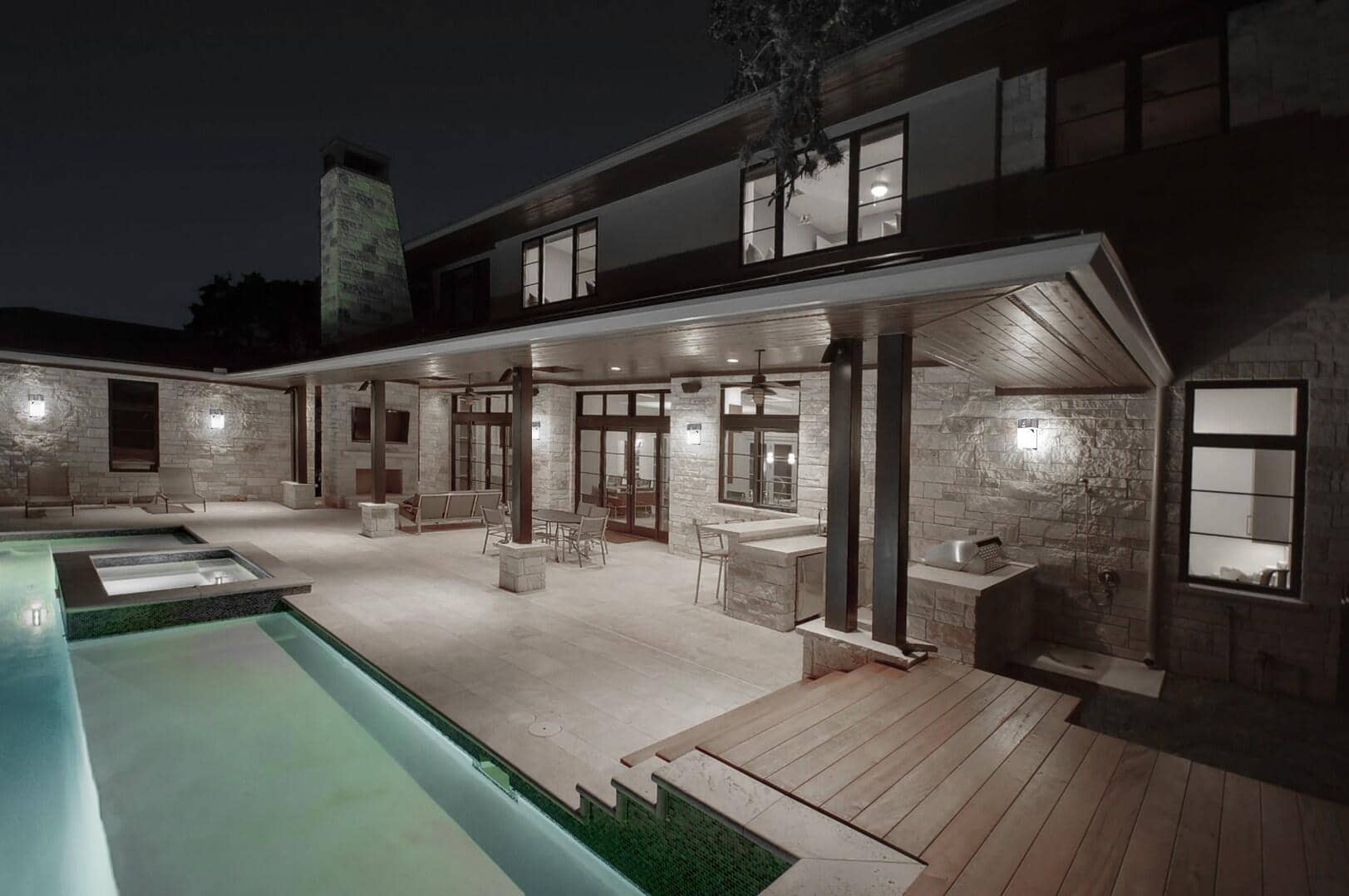 LED Wall Pack for your Home: Increase Ourdoor Lighting and Safety. Courtyard pool with perimeter backlight