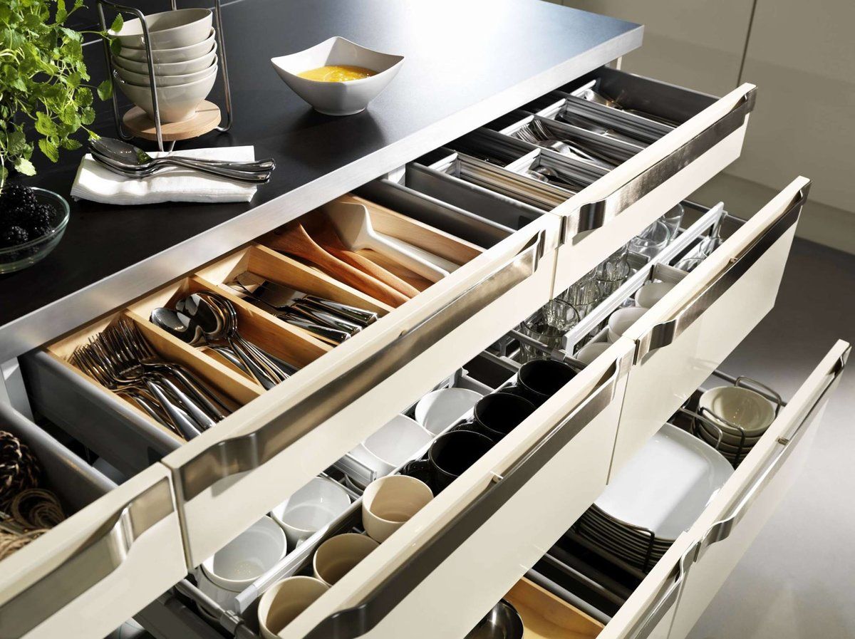 Organizing Kitchen Storage Systems and Pantry for Ultimate Comfort. Successfully organized cutlery