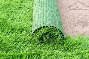 How To Select The Right Artificial Grass For Your House? The roll of material