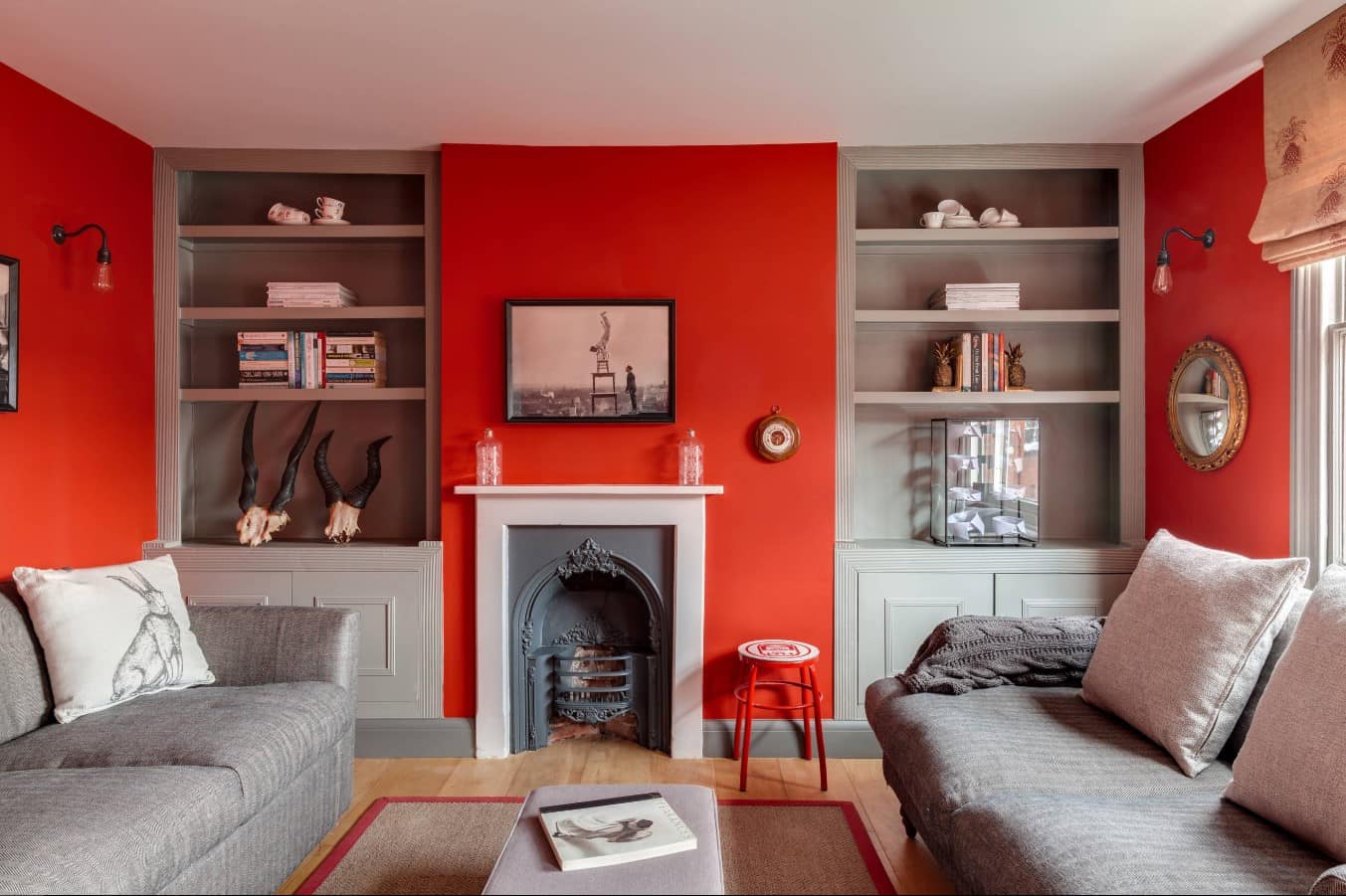 Red Living Room: Elegant & Bright Interior Design - Small ...