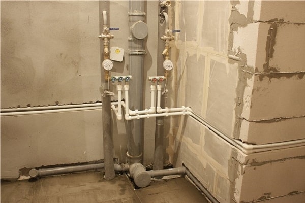 Bathroom Plumbing: Schemes of Installation, Advice. Simple and inexpensive type of construction