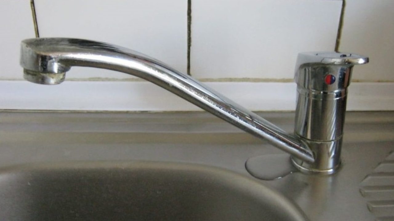 Kitchen Sink Faucet Leaking At Base Diagnostics And Troubleshooting
