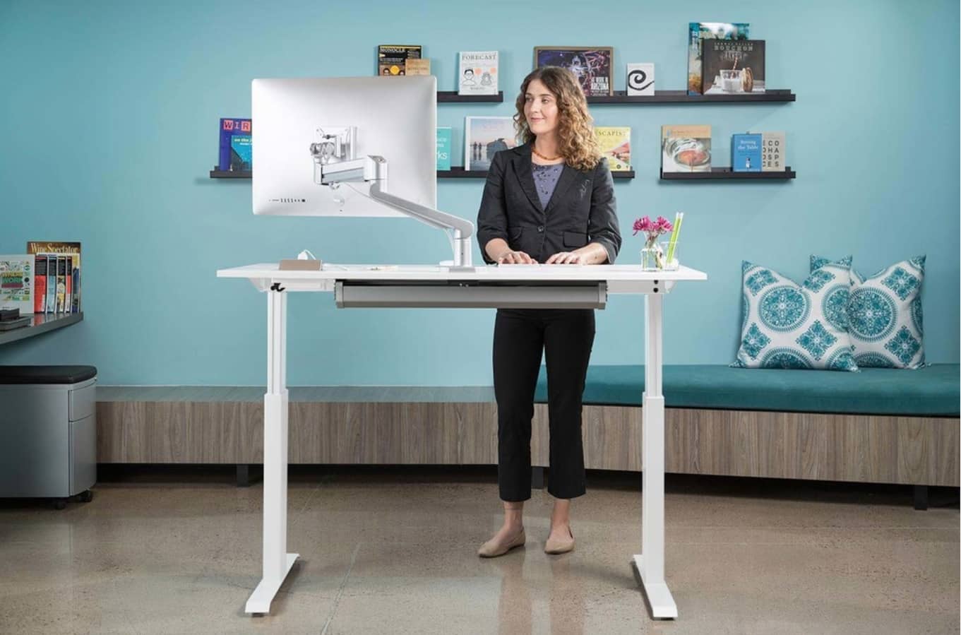 Adjustable Desk to Make Your Home Office more Universal. Great white model for combined work