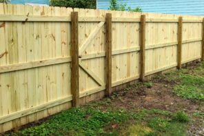 How Can I Find a Local Fence Contractor I Can Trust and Depend On? Simple wooden fence