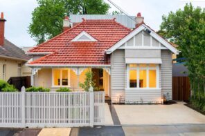 3 Reasons To Consider Building Custom. Nice casual designed small home