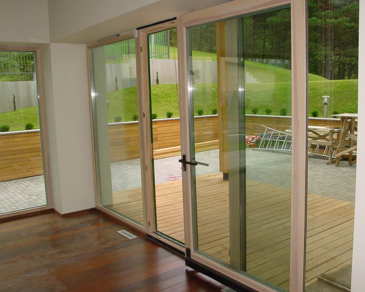 Top Reasons to Install Sliding Doors for your Homes - Small Design Ideas