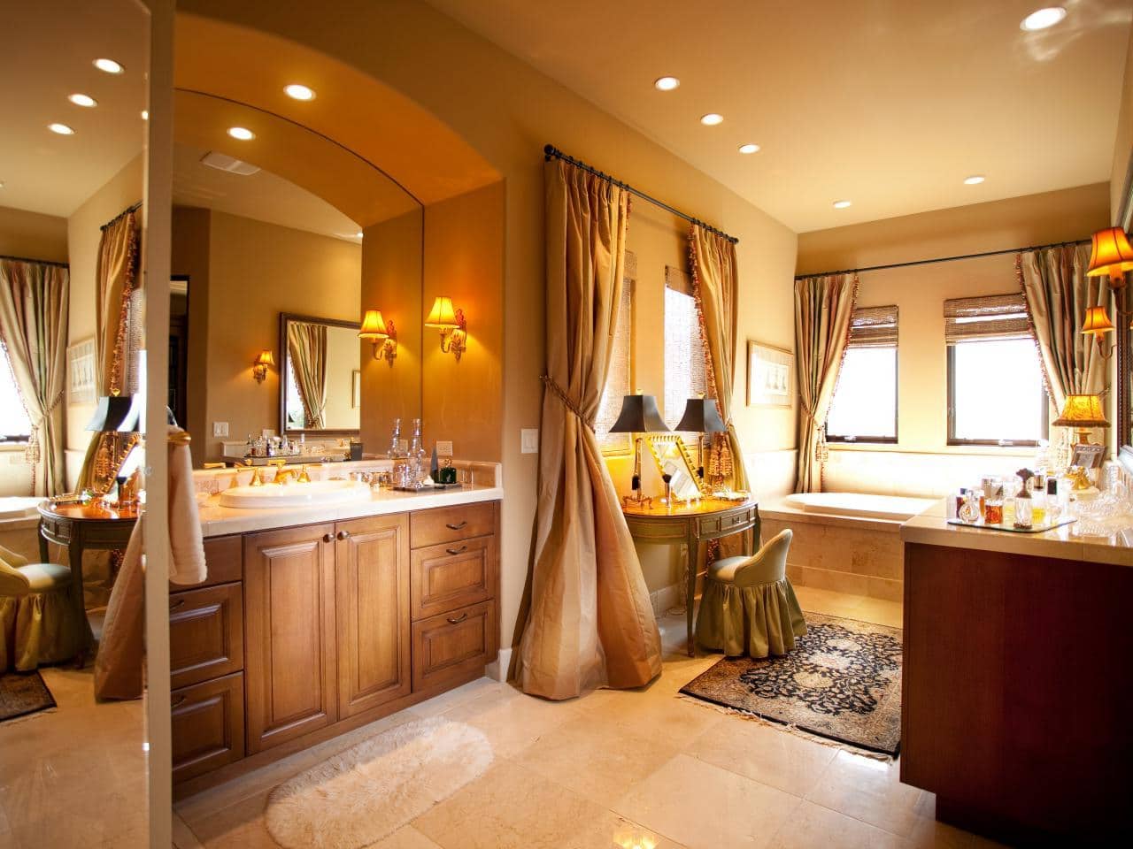 Boudoir Interior Design Ideas for the Refined Woman's Taste. Nice Art deco styled bathroom with noble gold and brown tints