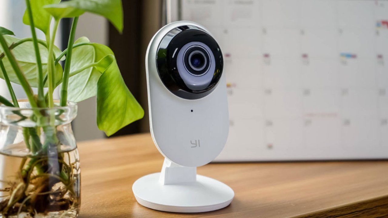 Xiaomi Yi interior surveillance camera