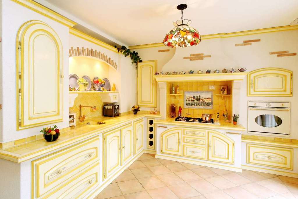 Egyptian Style Kitchen Decor and Design Ideas. White and golden color scheme for the classic interior with colorful ethnic elements