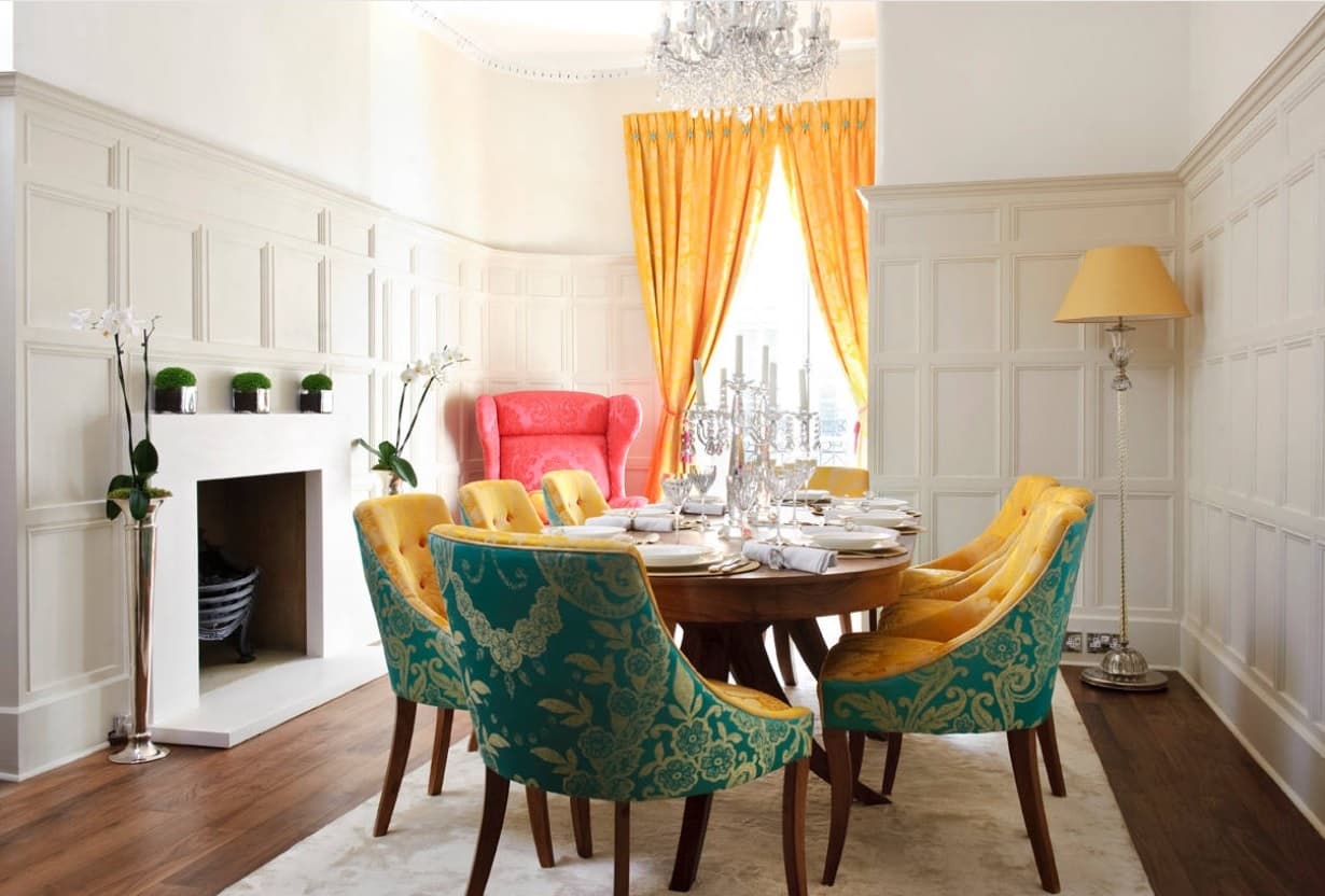 7 Ways to Make Your House Cozy and Welcoming. Royal and colorful decorated dining room with rich materials