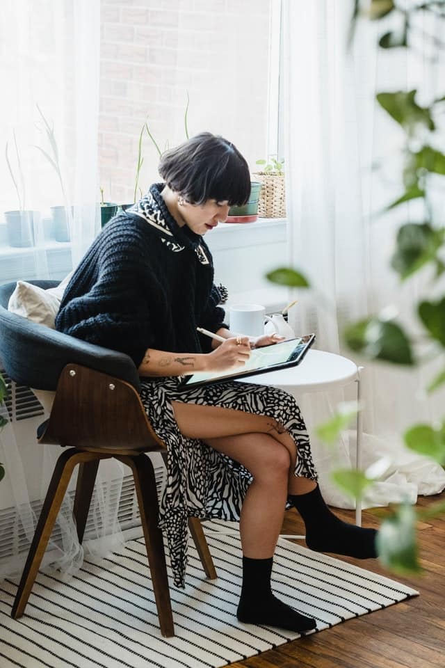 Do Interior Designers Need to Perform Background Checks on Subcontractors? The designer is planning the project